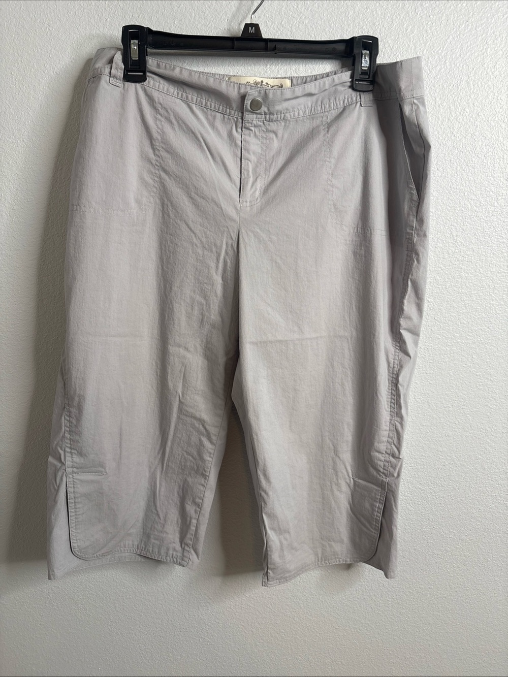 Merona Size Large Capris